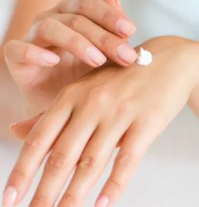 水润健肤乳的功效 润肤乳的作用和功效