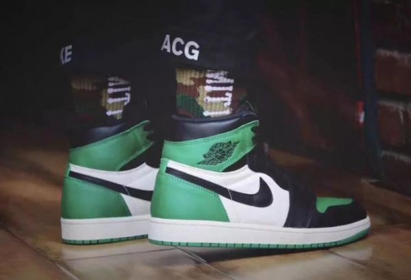 aj1脚感是不是特别硬