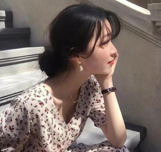 丸子头适合什么样的脸型？流行丸子头的发型