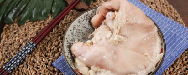 如何用美味营养的辣椒五花肉汤炖五花肉
