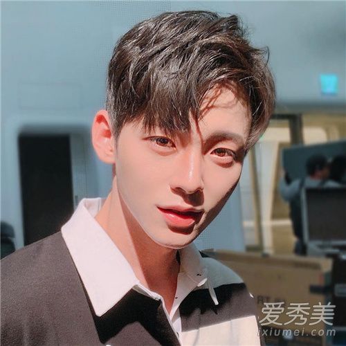好看的男生短头发发型