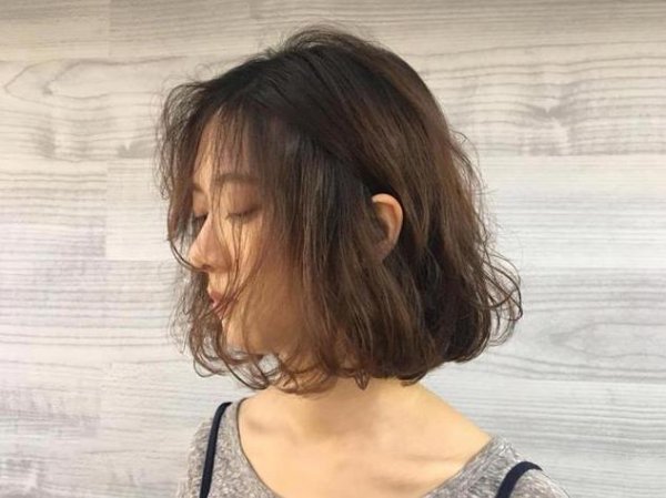 胖脸大染哪种颜色头发