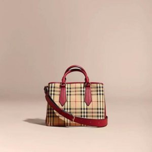 burberrys和burberry区别 Burberry品牌介绍