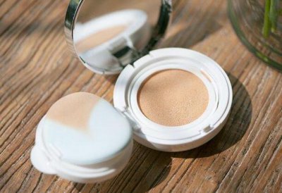 气垫粉底好还是粉底液好 底妆用粉底液还是气垫好？