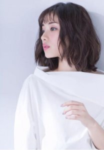 胖脸大染哪种颜色头发 胖脸大适合什么发型