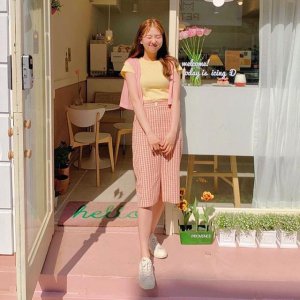 春季穿啥衣服合适 春季穿什么颜色衣服好看？