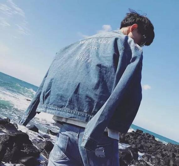 男人发型和衣服的搭配技巧