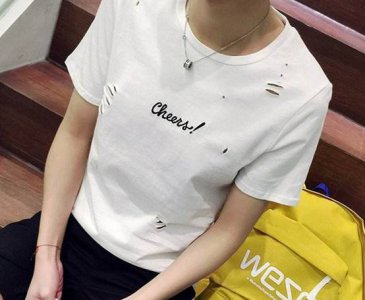 白色t恤破洞怎么办 t恤破洞织补方法