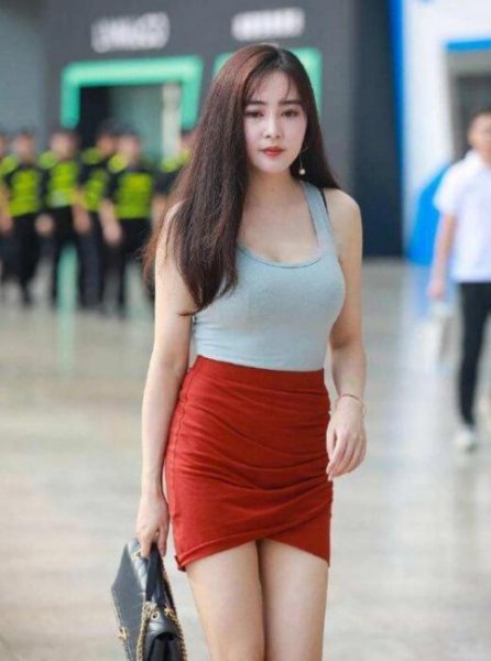 胖女人穿什么衣服最好看？