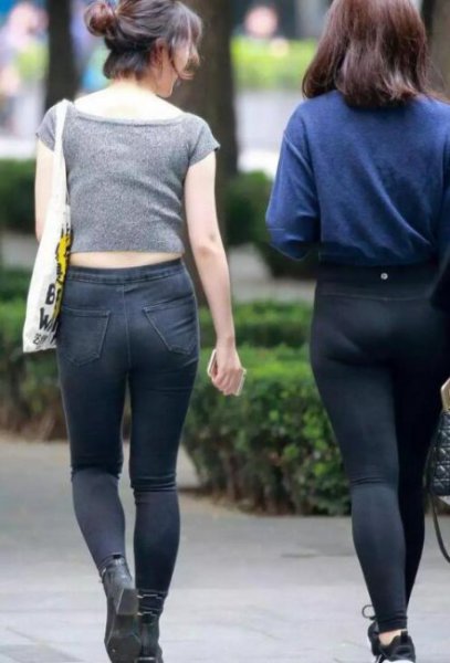胖女生可以穿打底裤吗？