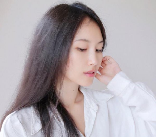 哪种女生素颜很漂亮？