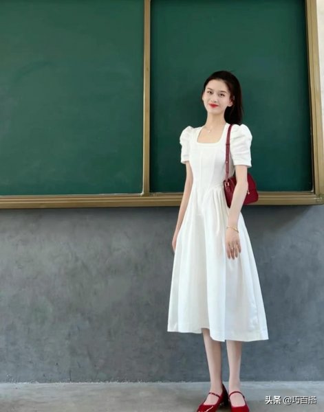女教师如何穿