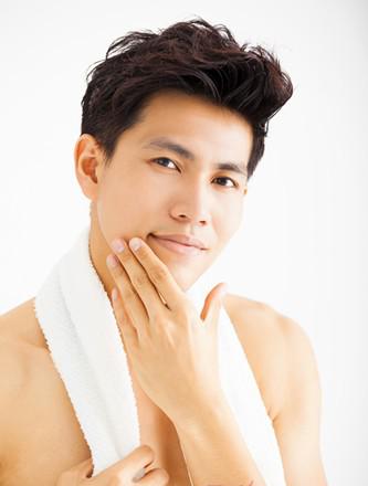 男士青春痘的治疗方法还你型帅脸蛋