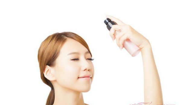如何晒后肌肤修复？