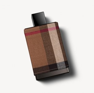 burrybery是什么牌子 Burberry的品牌定位