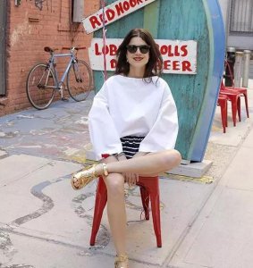 女生怎样搭配服装好看 长相普通一般的女生怎么搭配衣服