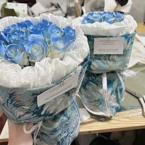 碎冰蓝玫瑰寓意什么 碎冰蓝玫瑰有什么寓意