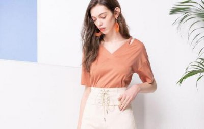 肩宽的女生穿衣搭配技巧 肩宽的女生怎么搭配衣服