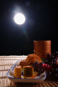 中秋节传统节日风俗活动有什么 中秋节有哪些古诗词呢