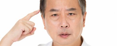 染发剂会永久留在皮肤上吗？ 染发剂搞到皮肤上时间长了会掉吗?
