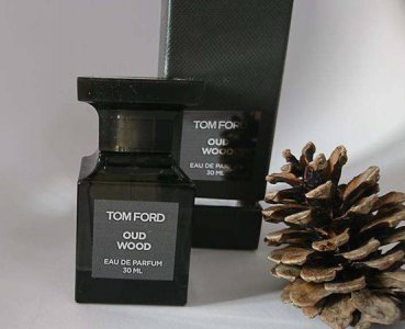 tf乌木沉香真假如何辨别 Tom Ford out wood 乌木沉香