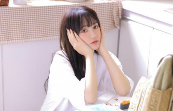 被爱情滋润的女人有三个明显特征