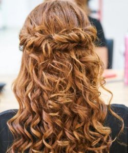 怎么看脸型选发型 怎么看脸型适合的发型