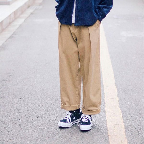 男士帆布鞋怎么搭配