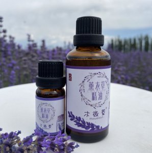 美容院开背刮痧用什么油 刮痧 开背用精油好还是按摩膏好
