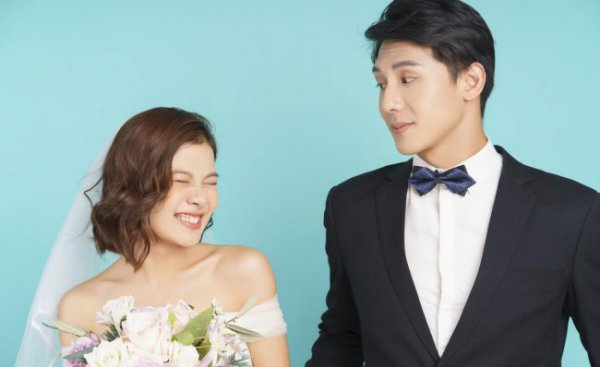 细节发现已婚男女关系不正常