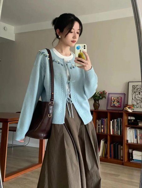 今年秋冬流行什么颜色