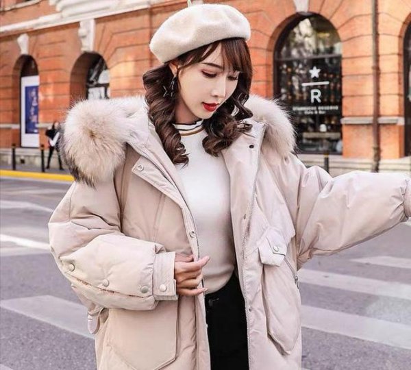 羽绒服应该选什么颜色