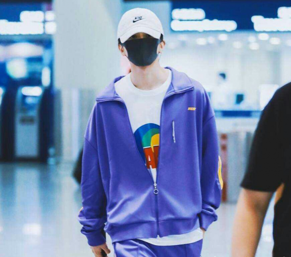 蔡徐坤最喜欢的衣服