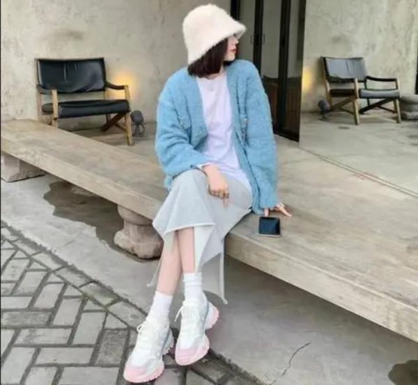 女人穿搭最怕土还是最怕丑