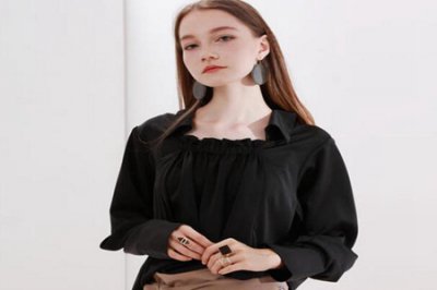 黑色上衣搭配什么颜色裤子好看？ 黑色裤子配什么颜色的上衣最好看