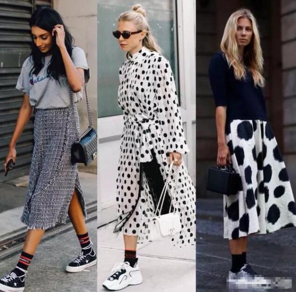 夏季穿袜子怎么搭配时尚?