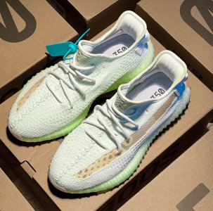 2023年yeezy350全年发售计划 阿迪达斯椰子鞋真假辨别