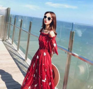 夏天小个子穿什么裙子好看 小个子女生夏天穿什么连衣裙好看