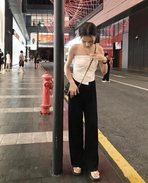 什么是上半身是渣女下半身是淑女