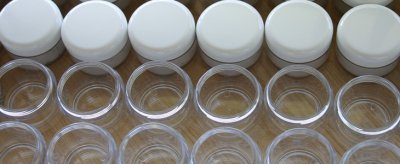 乳液和面霜的区别 使用面霜的注意事项