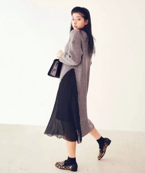 女士冬季连衣裙怎么搭配