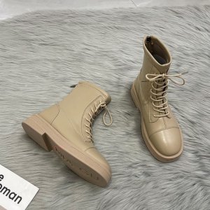 短靴几月份穿 九月份能穿靴子吗