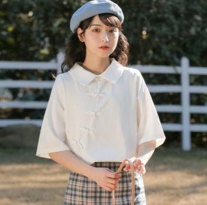 衬衫配什么裤子 衣服领子爱脏怎么预防