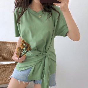 体恤衫怎么打结好看 衣服打结后怎么才能不松开