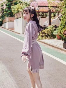 卫衣搭配什么最好看 女士卫衣搭配什么好看？