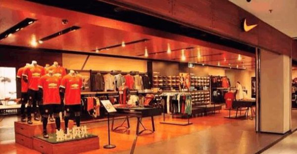 品牌专卖店里的衣服可以还价吗？