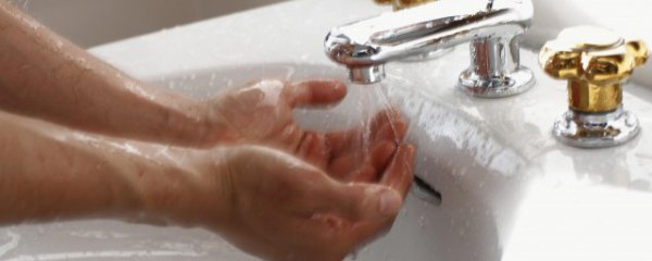 七步洗手法要求至少多少时间