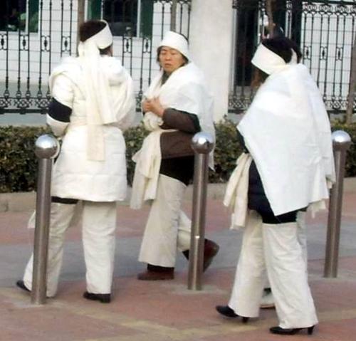 戴孝的人多久不能去别人家