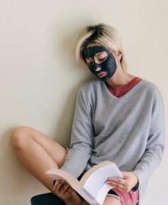 贴面膜后要不要马上洗脸 敷面膜注意事项