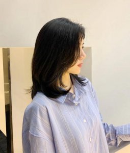 2023年流行什么颜色头发？ 2023年流行什么颜色头发显白 显年轻